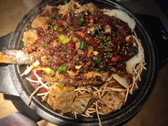 -吞鱼兽麻辣烤鱼(万达店)