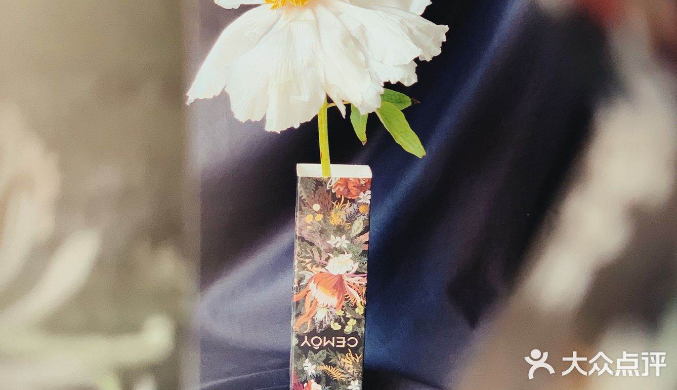 拍照技巧｜模仿杂志，用手机拍大片