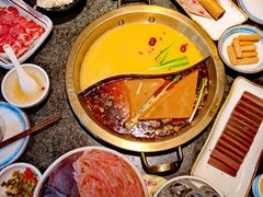 -小天鹅火锅·一线江景洪鼎旗舰店(洪崖洞店)