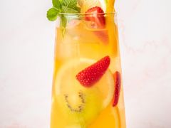 满杯水果茶-柯斗斗主题餐厅·狗咖·围炉煮茶·茶饮(国瑞升平里店)