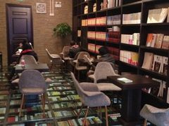 iphone_upload_pic-钟书阁(松江泰晤士小镇店)