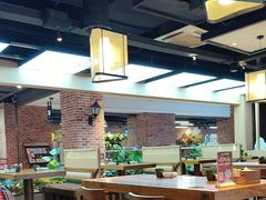 -云海肴·汽锅鸡·云南菜(天山百盛优客店)