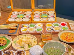 -良米山·云南野生菌过桥米线(上海首店)