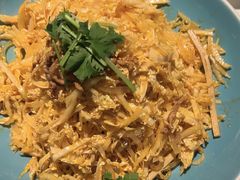 -八府香鸭·啫啫煲(华山路店)