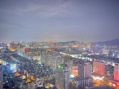 -青岛五四广场海景美仑国际公寓酒店