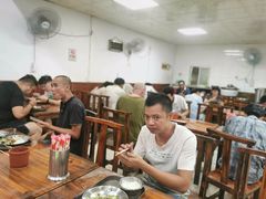 大堂-好味园美食(新阳店)