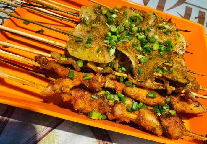 诸葛烤鱼-"烧烤味道不错.烤鱼也很好吃.分量足.下次."-大众点评移动版