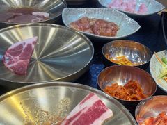 -臻牛烤肉