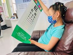 -大连何氏眼科医院