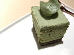 -余欢领鲜火锅(新街口店)