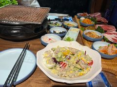 -明洞阿姨·韩式酱蟹烤肉·创意料理(三元桥店)