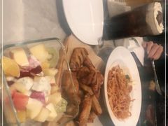 -必胜客(尹山湖歌林公园店)