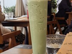-Mark&Mars Restaurant