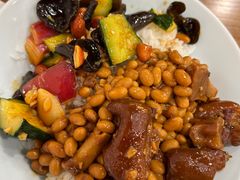 黄豆炖猪脚盖浇饭-兰溪十八浇(天一店)