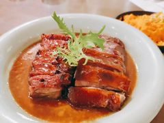 烧味拼盘-港丽餐厅