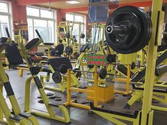 -英特健身俱乐部