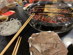 -邓莽子老火锅(中兴路总店)