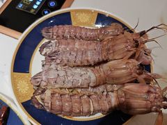 -雍容荟活帝王蟹活龙虾自助(苏宁旗舰店)