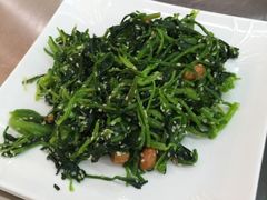 -屯老二农家铁锅炖·行业领军者(梅江店)