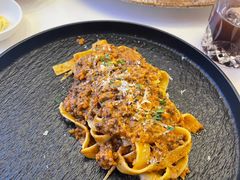 -华凌牛庄西餐厅(乌鲁木齐华凌美爵大饭店)