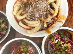 -中和裴氏蹄花(府河路店)
