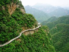 -十渡东湖港风景区