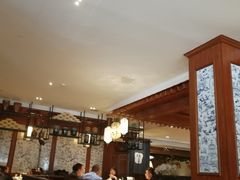 -八府香鸭·啫啫煲(华山路店)