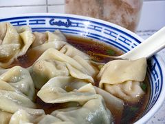 菜肉馄饨-古徽州馄饨店(宝安路店)