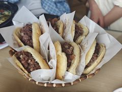 -闫家驴肉老店(华电一校店)
