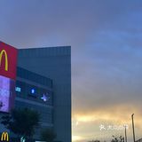 世界之花店还存活着，开了盒马首家北京X会员仓储超市店