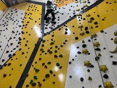 -问山MountQuest攀岩馆