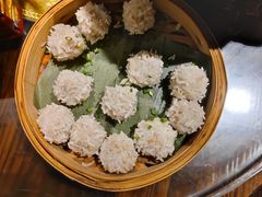-小凤庭·地道湖北菜武昌鱼·藕汤(38年黄鹤楼店)