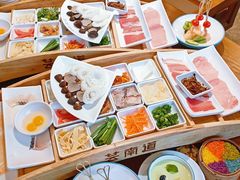 -芸南道·过桥米线(昆明老街旗舰店)