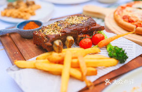 Iberian-style Roasted Pork Ribs