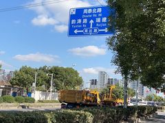 -光明驾校·学车·陪驾(杨浦店)