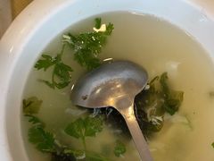 -鑫渔港海鲜本地菜·山海关浑锅(东戴河店)