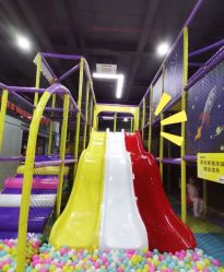 -蹦贝运动中心·蹦床·攀岩·闯关(龙岗店)