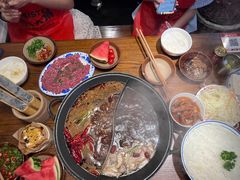 -萍姐火锅·公路夜市(武汉首店)