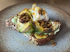 牛油果吐司-BOR Eatery(安福路店)