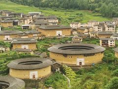 -初溪土楼群