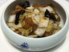 白菜烧面筋-京味民福烤鸭店(建设四马路店)