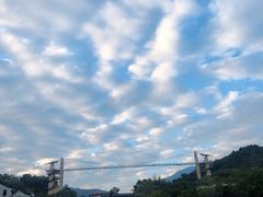 -客天下恐龙水晶玻璃桥