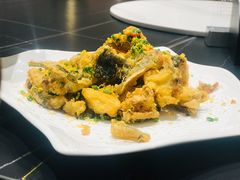 -鼎泰亨·海鲜牛肉餐厅(滨江店)