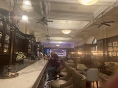 -LONG BAR 廊吧(外滩华尔道夫酒店)