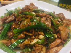 农家小炒肉-利龙海鲜酒楼(建发·珑璟湾店)