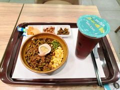 酸豆角肉沫饭套餐-魏家凉皮(协和店)