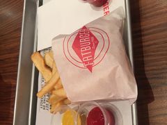 -FATBURGER 特富客汉堡(外交公寓店)