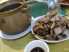 霸王花煲猪肉汤-烧鹅妹饭店