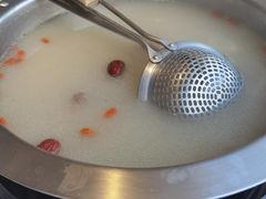 -马家斑.鲜鱼火锅(松湖万科店)