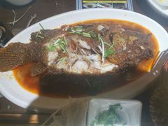 -东口码头·烧鸽子·鱼头泡饼·地方菜(金鹰悦城店)